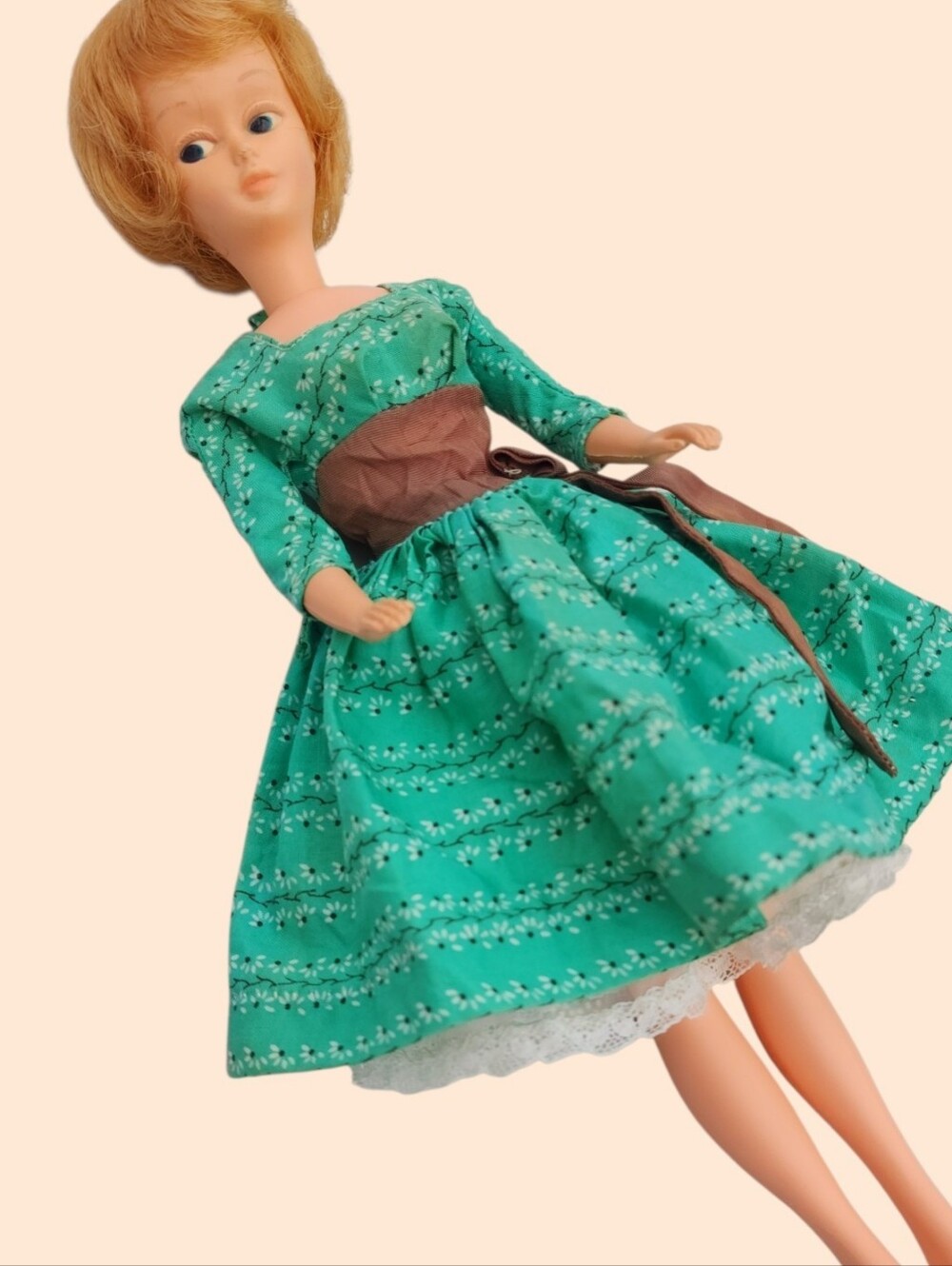 Vintage Mattel Barbie Swinging Easy' 1963 #955 Dress Green W/ Vintage Doll 11.5"